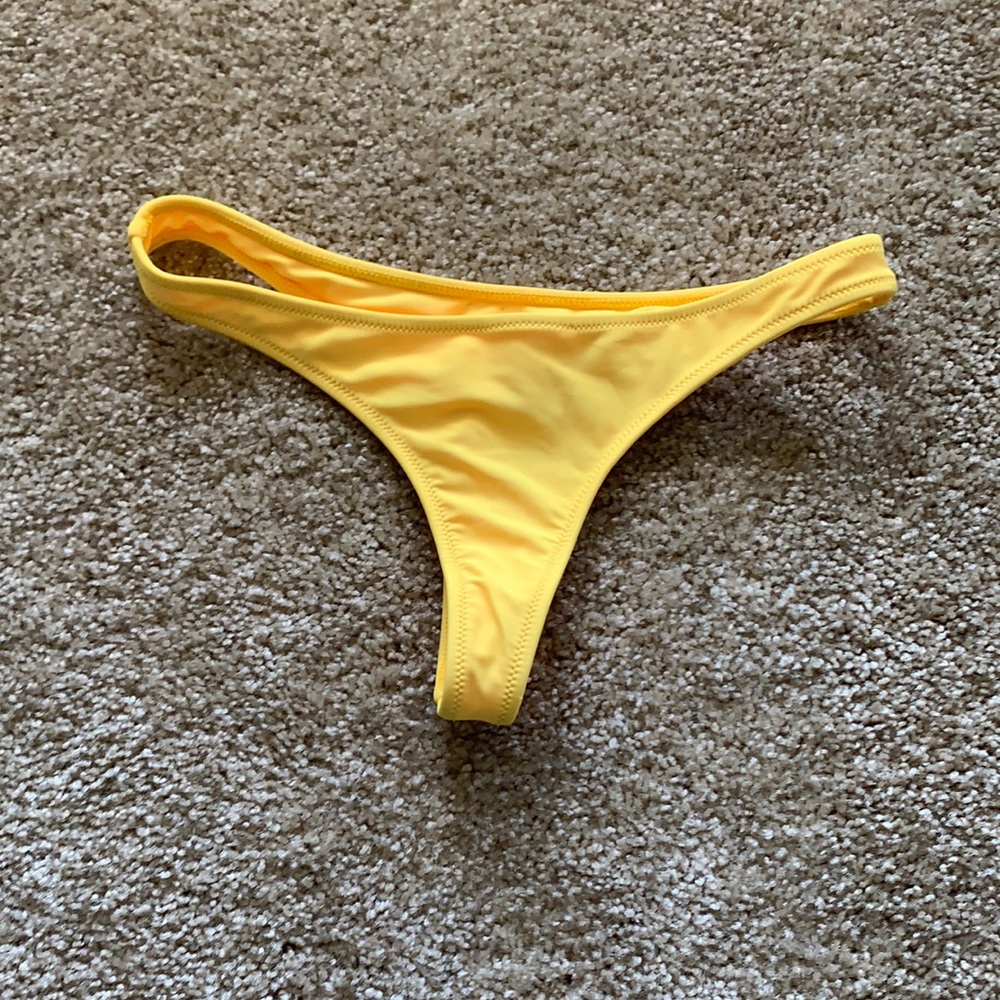 White fox bikini bottom yellow